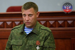 Премьер ДНР: силовики массово переходят на сторону ополченцев