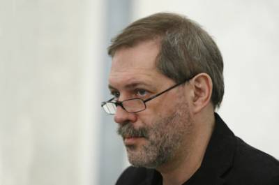 Леонтьев ответил блохерам.