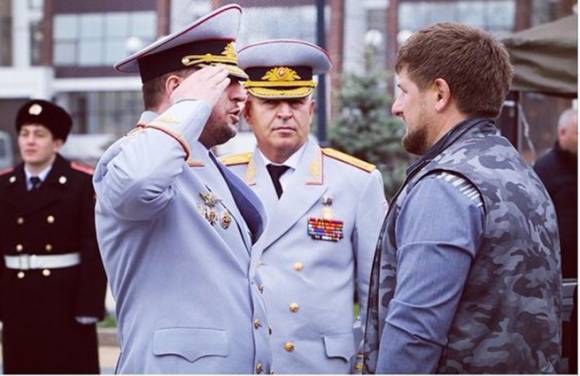 Кадыров приказал доставить в Чечню командиров Азова и Днепра