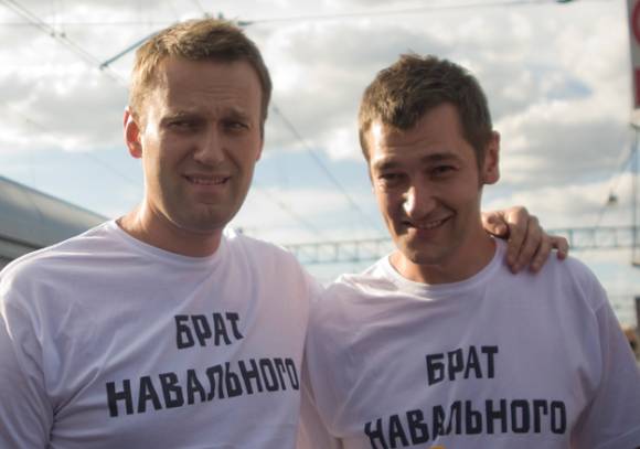 Белогандоны бьются в истерике.