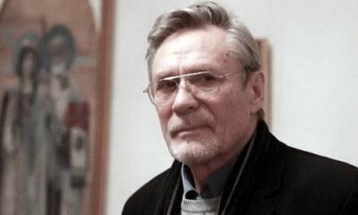 Русский актер, звезда фильма «Любовь и голуби» Александр Михайлов посетил прифронтовой Первомайск (Луганская область)