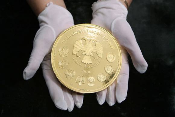 Россия введет золотой рубль. Америка похоже доигралась