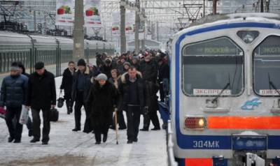 Путин потребовал немедленно вернуть пригородные электрички