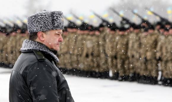 Порошенко раздал указания по «противодействию российской угрозе»